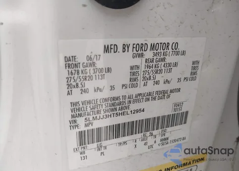 2017 Lincoln Navigator L Select z USA, uszkodzony, nr VIN 5LMJJ3HT5HEL12954